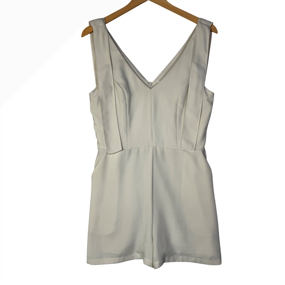 Amanda Uprichard Womens Size Medium Ivory Romper Pockets Chic Party